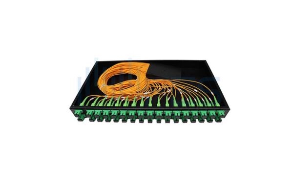 SC/APC Fiber Optic Splitter Patch Panel 1U SC/APC Fiber Optic Splitter Patch Panel 1U ABS Box 2×32