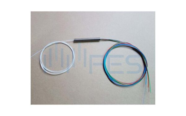 1×4/2×4 G652D Fiber Optic Splitter LSZH Cover 0.3m Cable